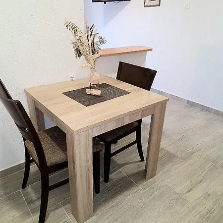 Ana Apartamento