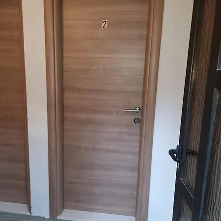 Ana Apartment *