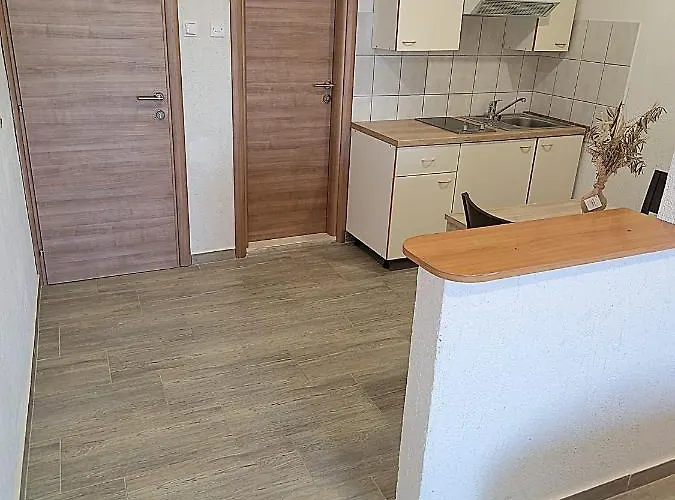 Ana 아파트 Lastovo